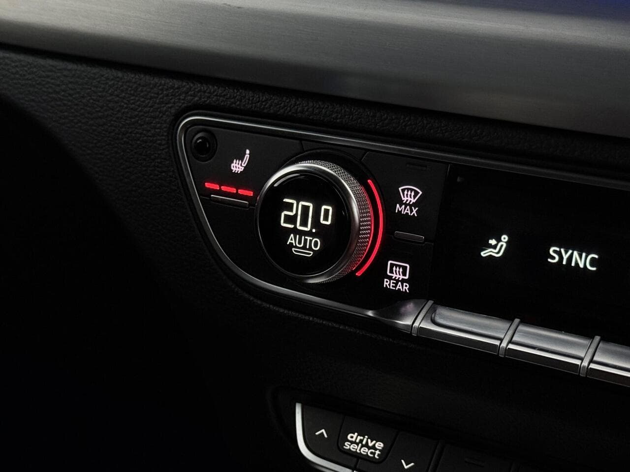 Audi Q5 thumbnail Misc Controls