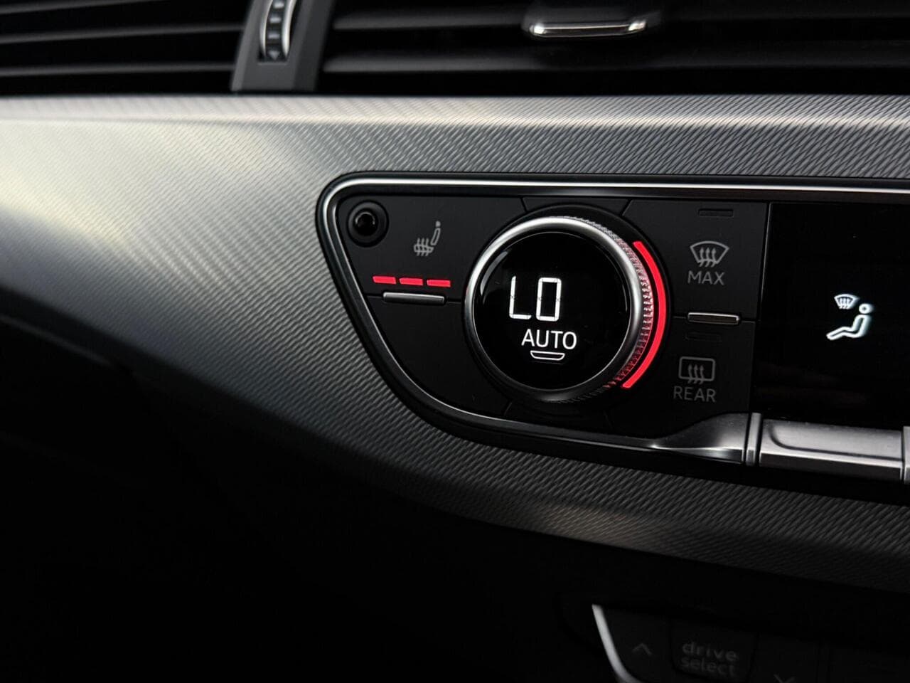 Audi A4 thumbnail Misc Controls