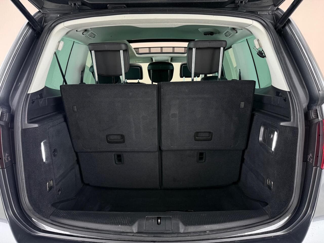 SEAT Alhambra thumbnail Boot
