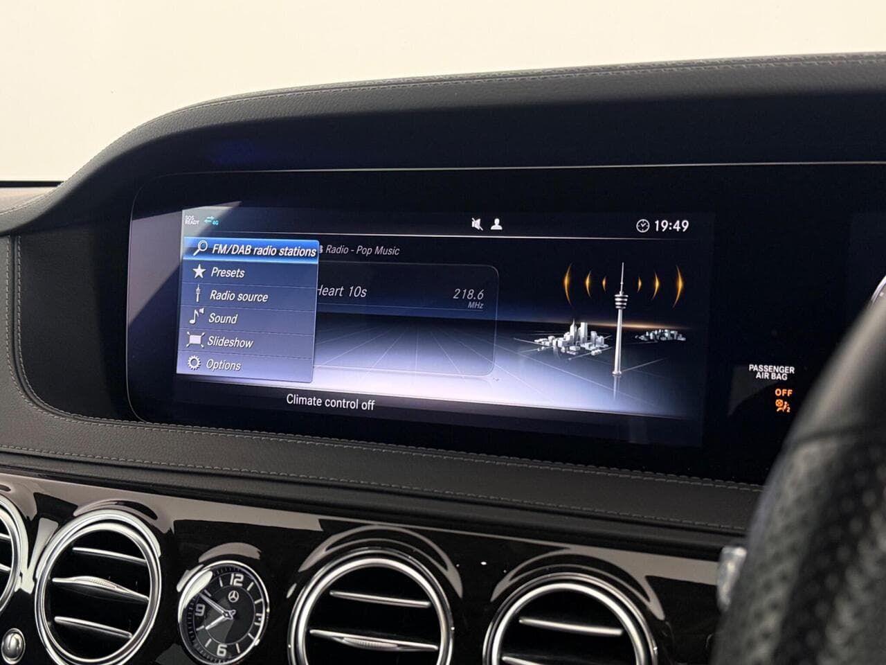 Mercedes-Benz S Class thumbnail Infotainment System