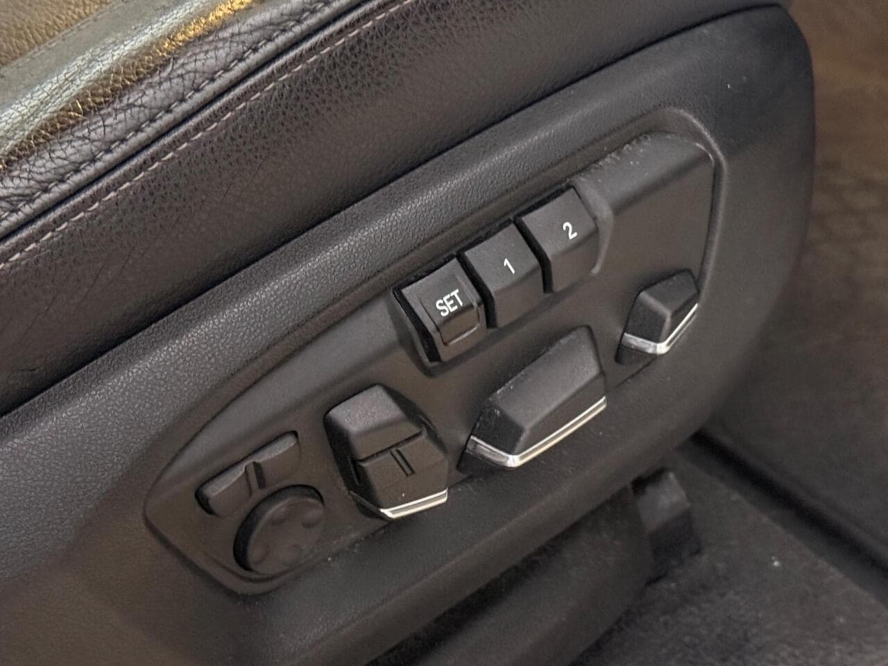 BMW X6 thumbnail Misc Controls