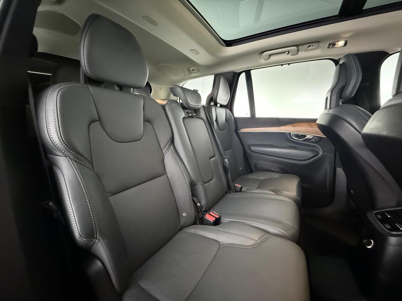 Volvo XC90 thumbnail Seats Rear