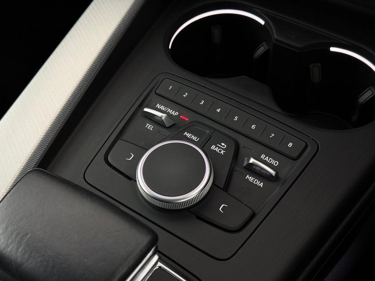 Audi A5 thumbnail Misc Controls