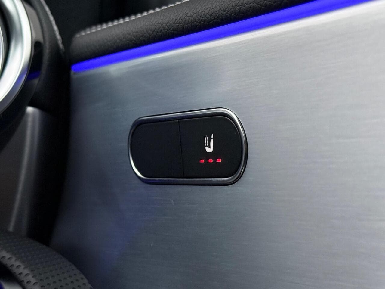 Mercedes-Benz A Class thumbnail Misc Controls