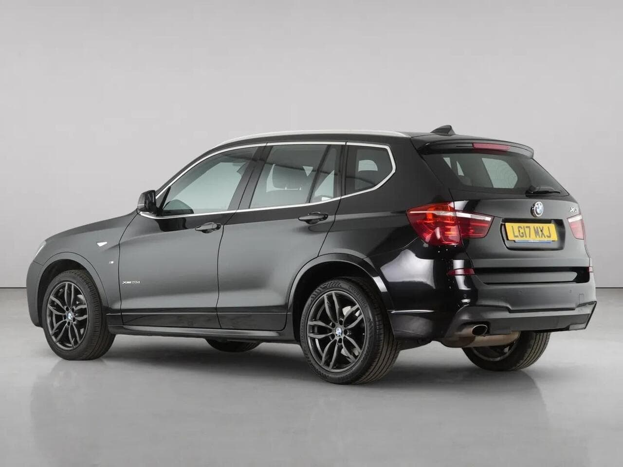 BMW X3 thumbnail Rear Left