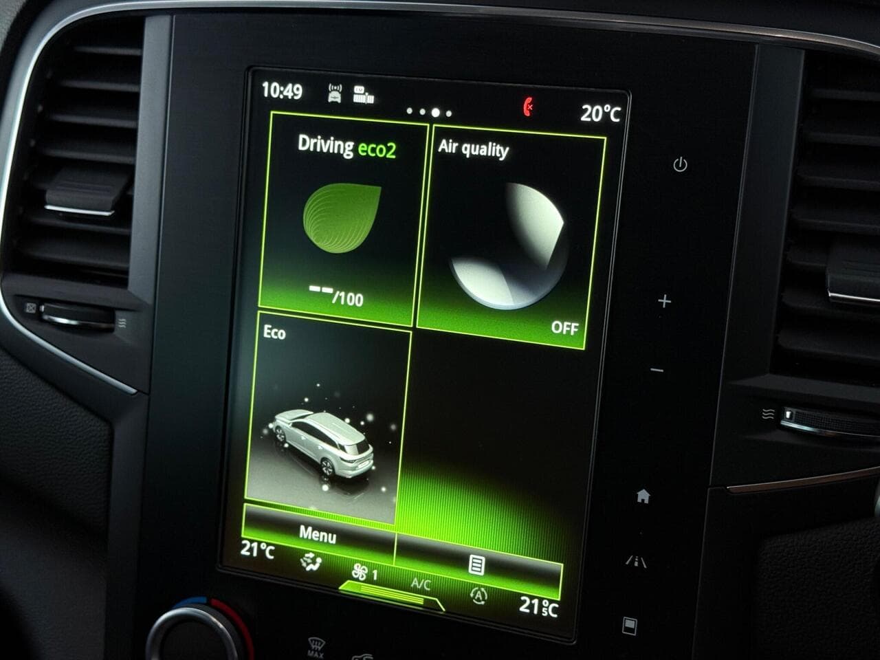 Renault Megane thumbnail Infotainment System