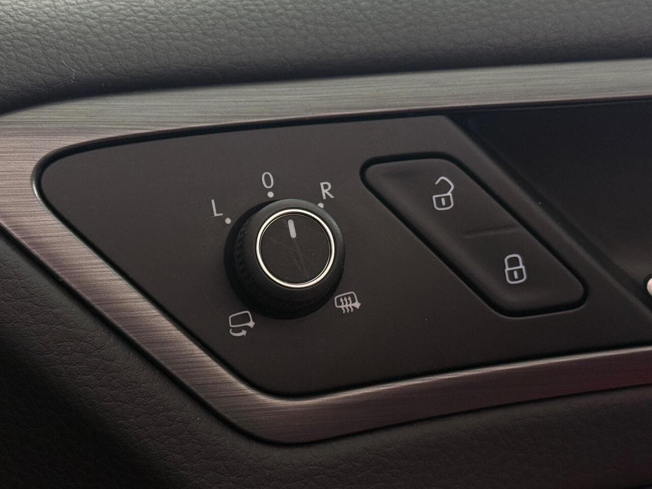 Volkswagen Golf thumbnail Misc Controls