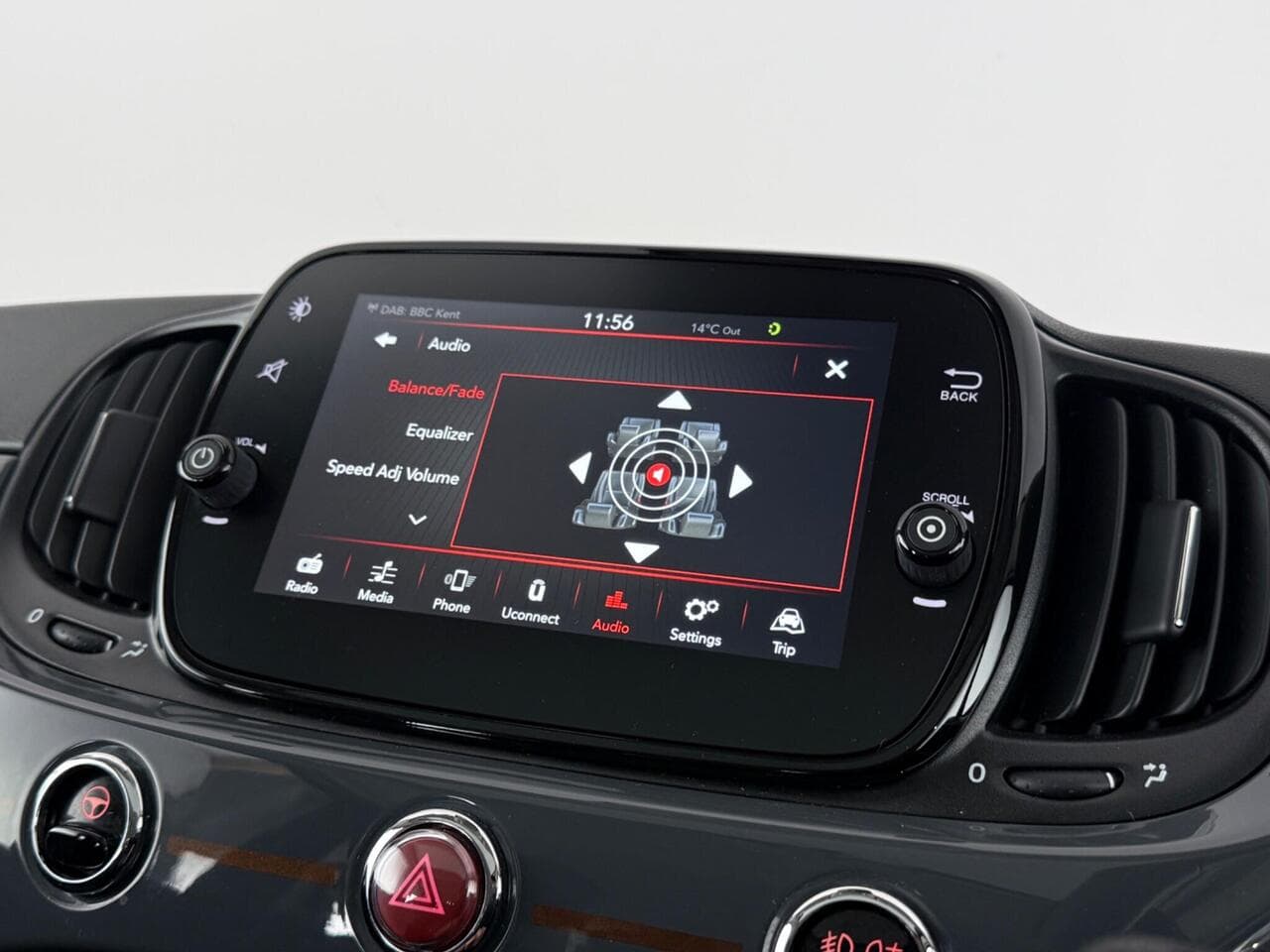 Fiat 500 thumbnail Infotainment System