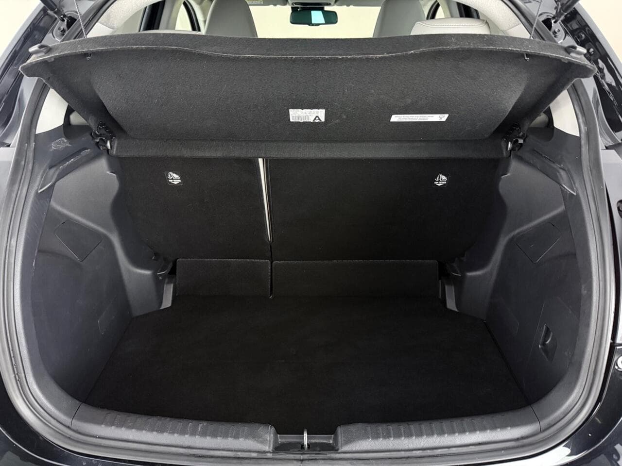 Toyota Yaris thumbnail Boot