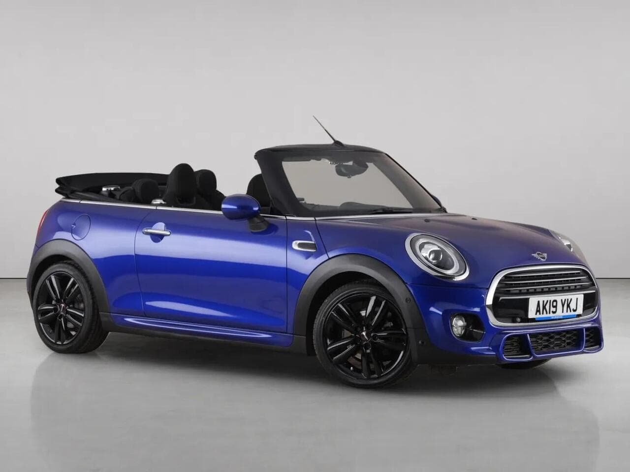 MINI Convertible - MINI Convertible 1.5 Cooper Sport Convertible 2dr Petrol Manual Euro 6 (s/s) (136 ps)
