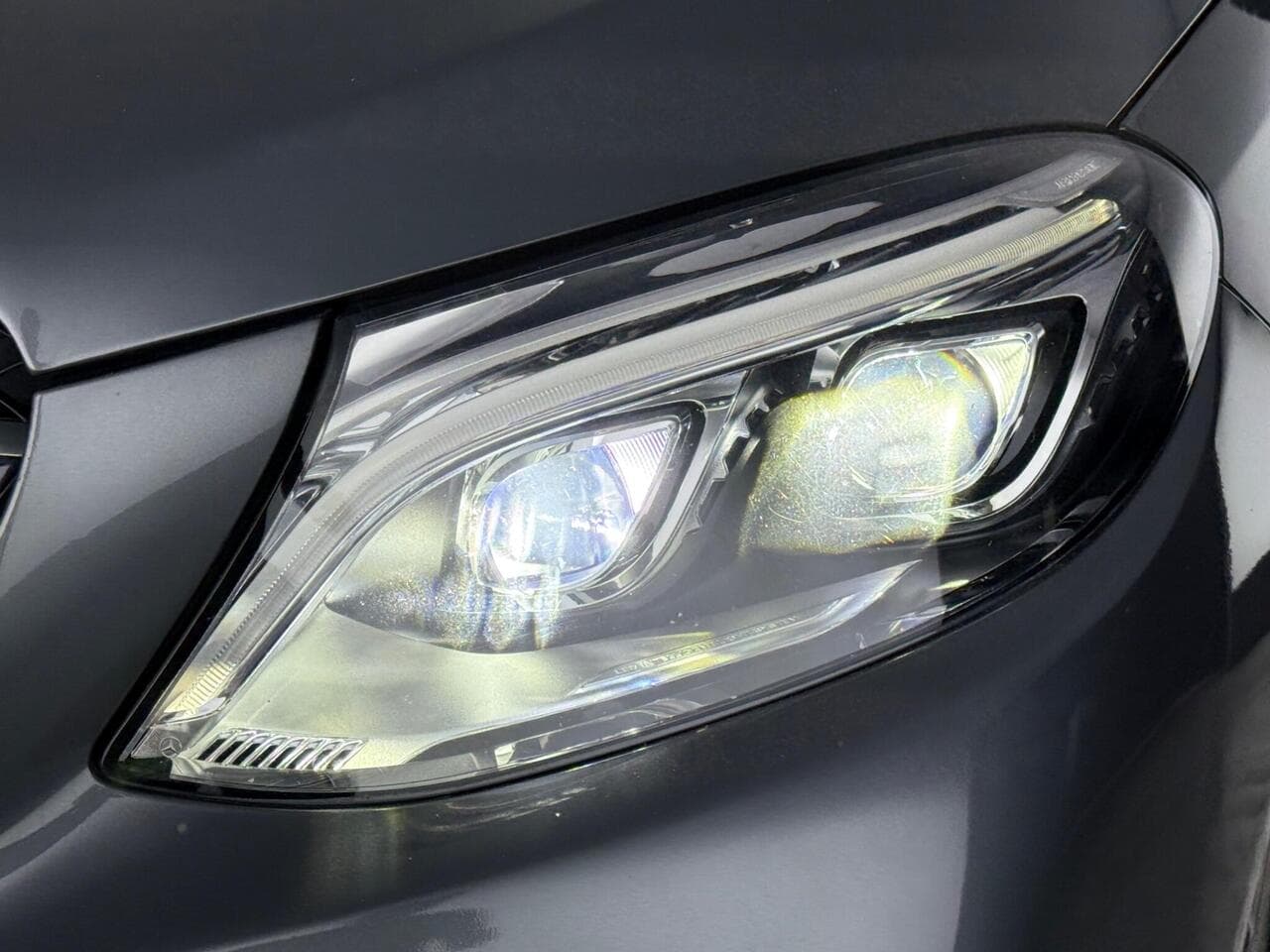 Mercedes-Benz GLE thumbnail Lights Front