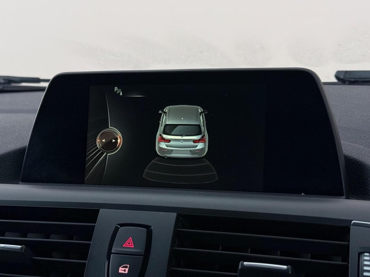 BMW 1 Series thumbnail Infotainment System