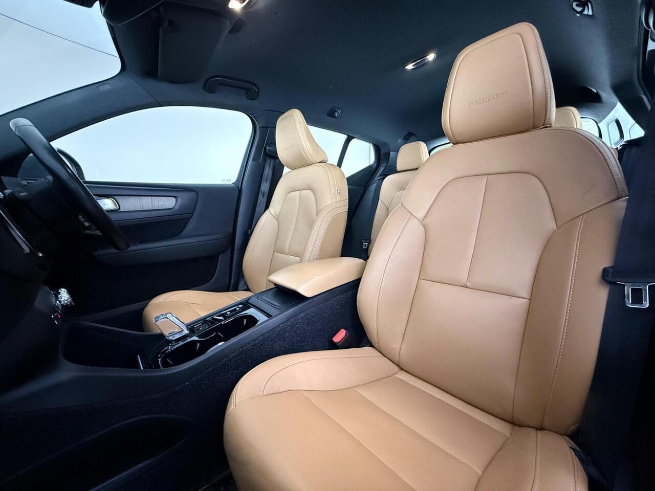 Volvo XC40 thumbnail Seat Front Passenger