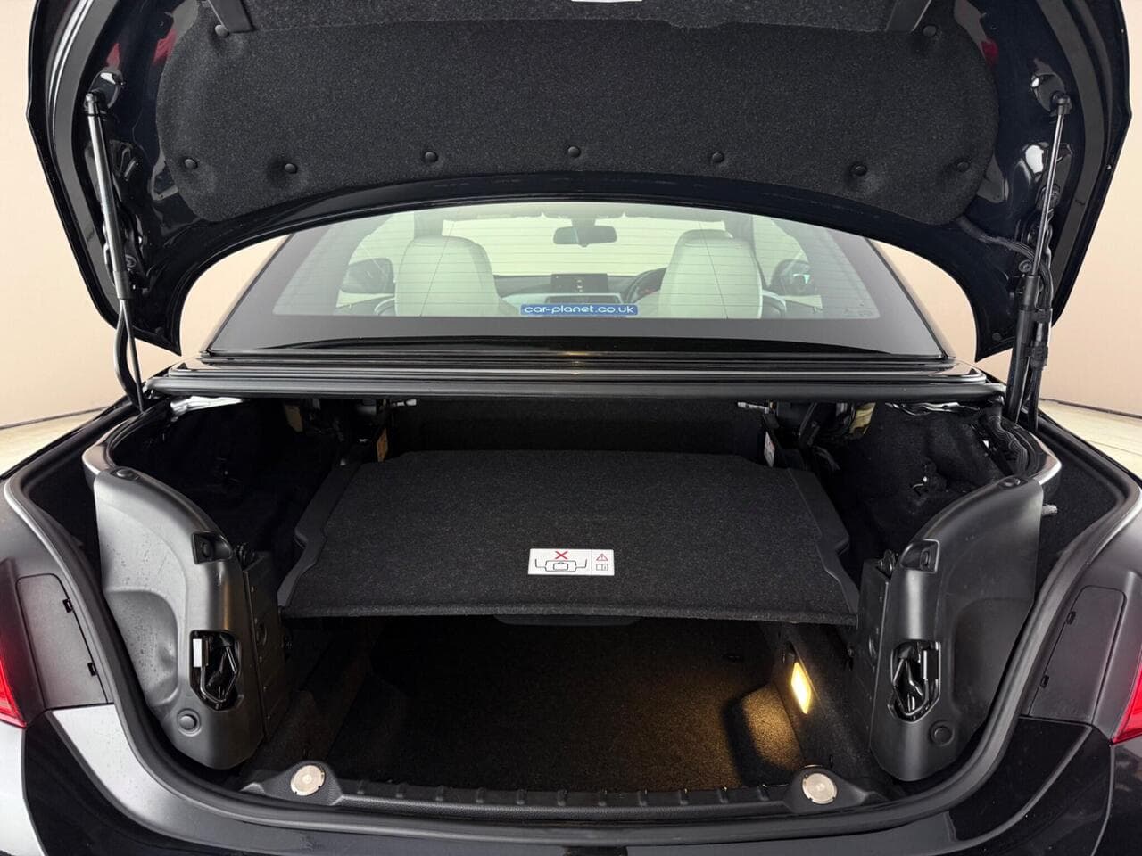 BMW 4 Series thumbnail Boot