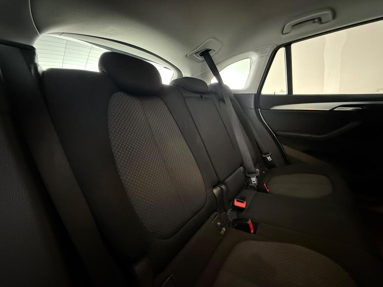 BMW X1 thumbnail Seats Rear