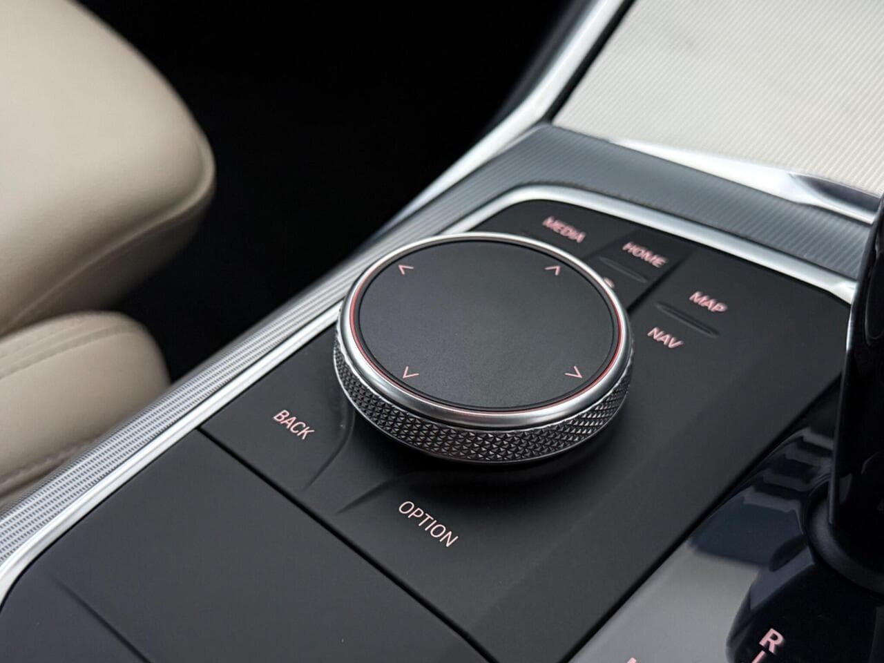 BMW 3 Series thumbnail Misc Controls