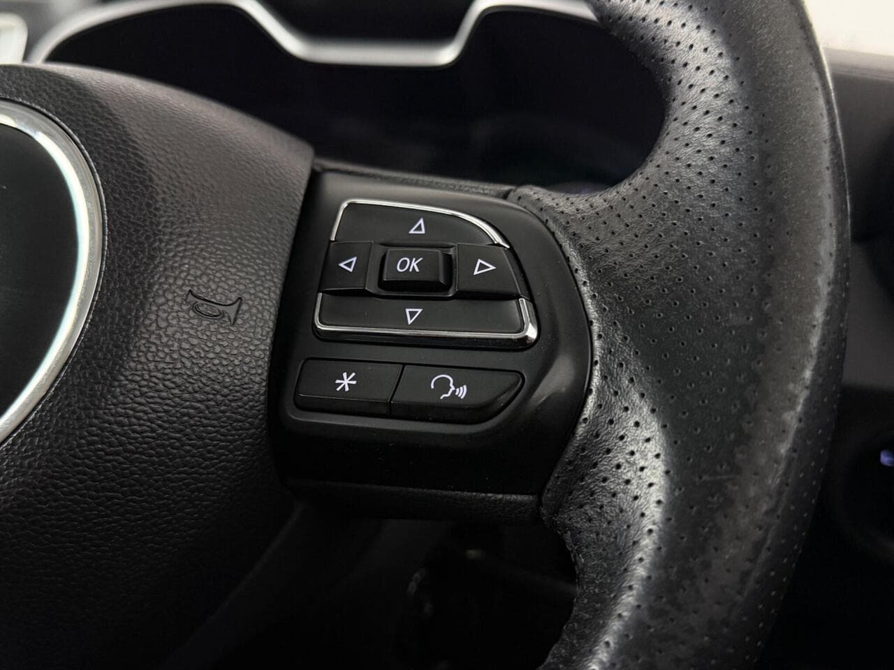 MG MG ZS thumbnail Misc Controls