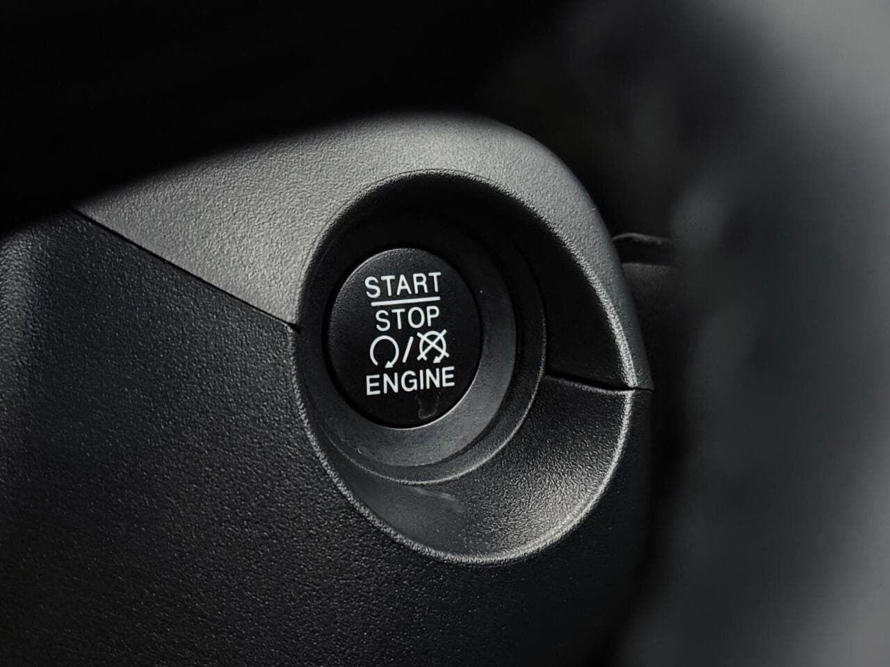 Jeep Compass thumbnail Steering Wheel