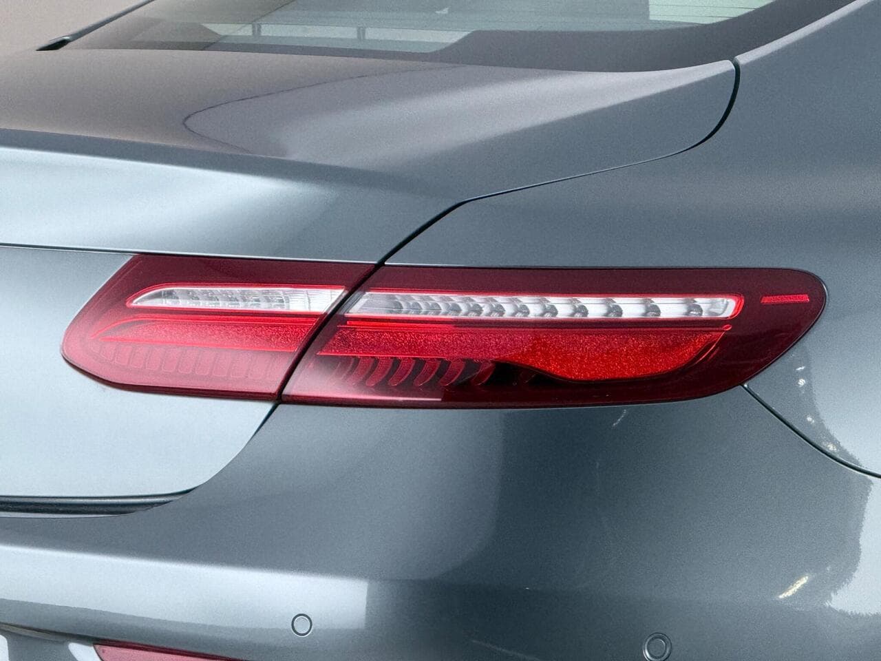 Mercedes-Benz E Class thumbnail Lights Rear