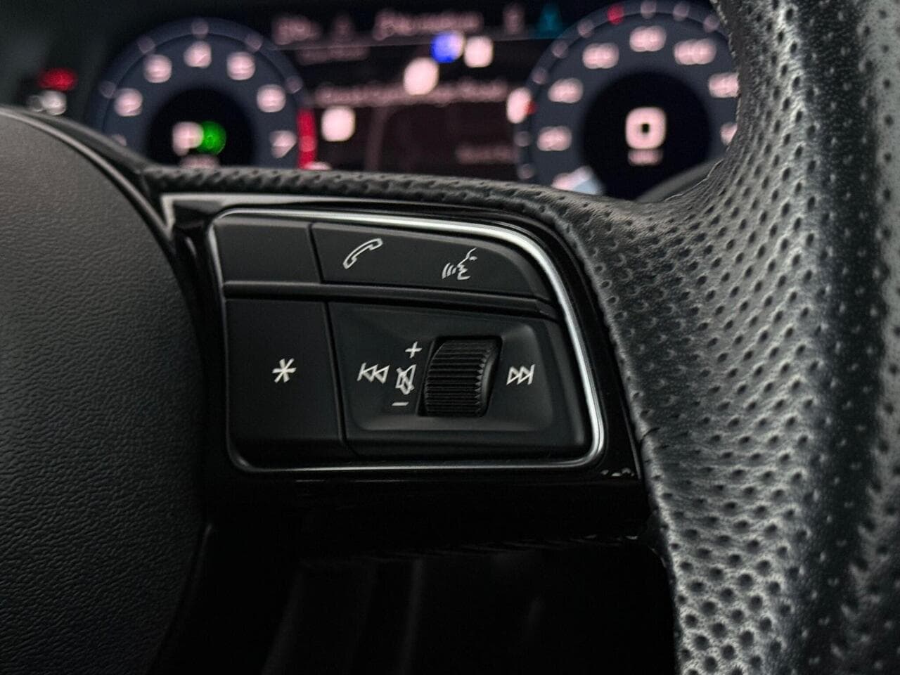 Audi A3 thumbnail Misc Controls