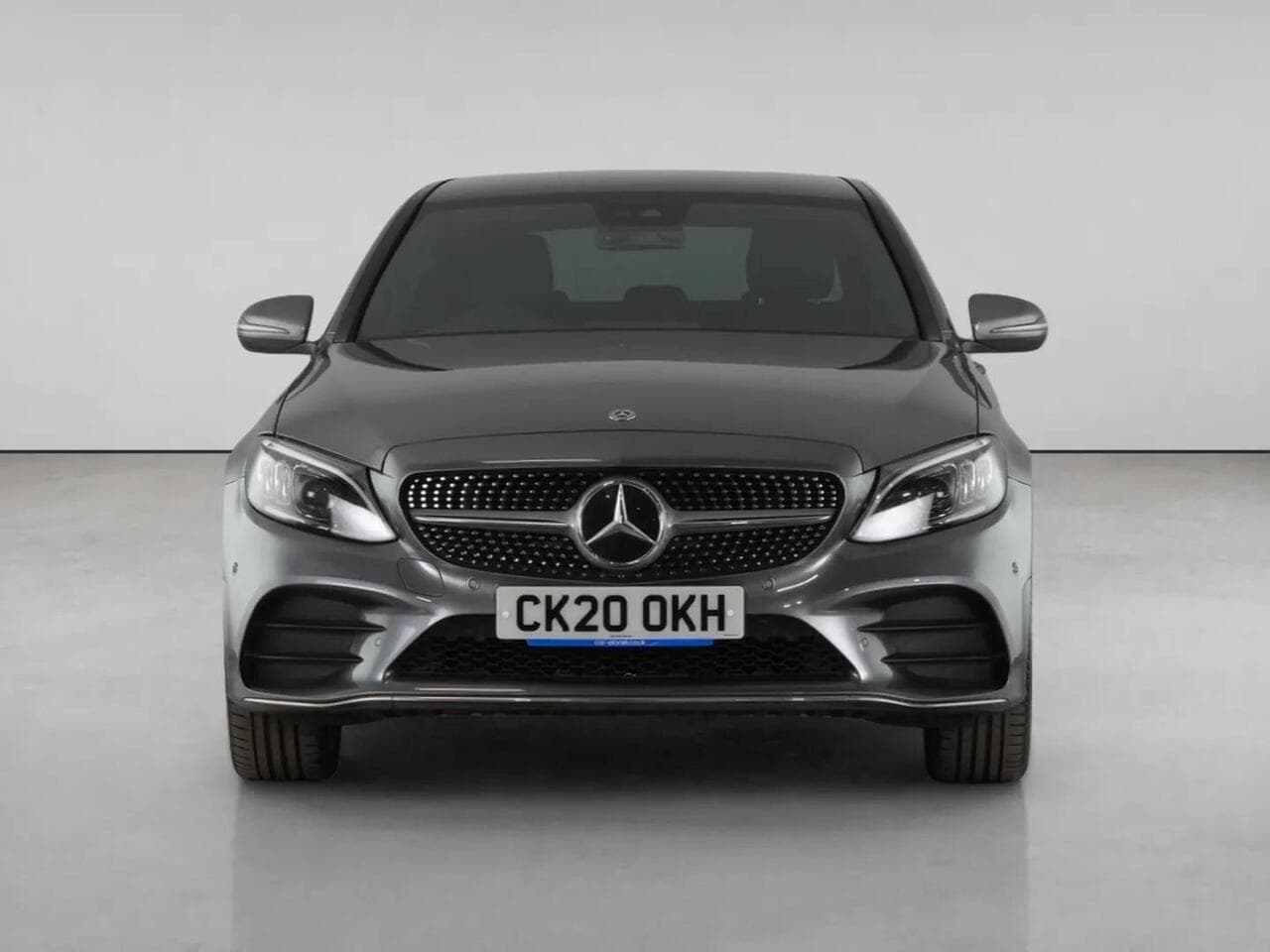 Mercedes-Benz C Class thumbnail Front