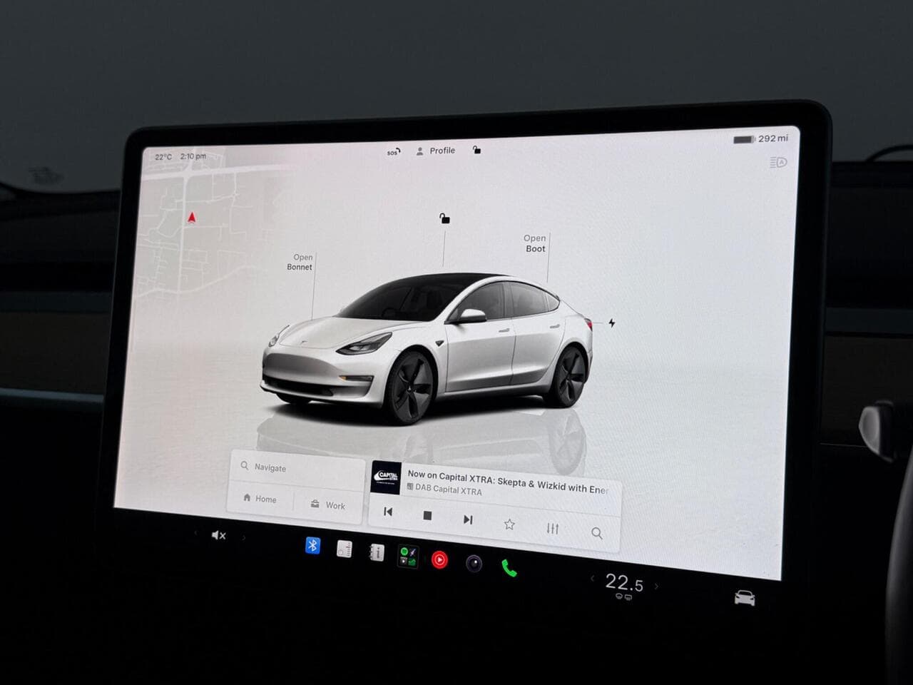 Tesla Model 3 thumbnail Infotainment System