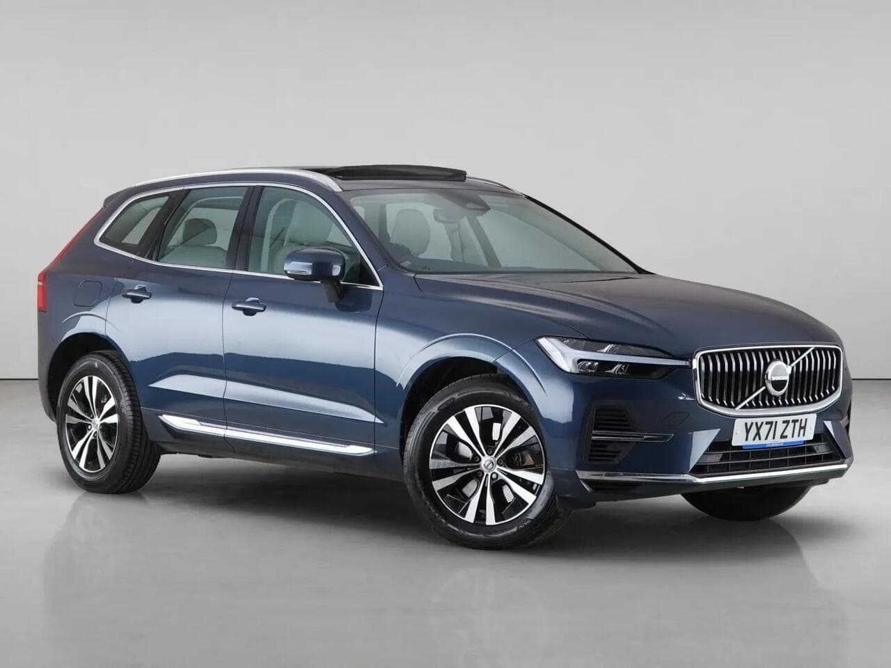 Volvo XC60 - Volvo XC60 2.0h T6 Recharge 11.6kWh Inscription Expression Auto AWD Euro 6 (s/s) 5dr