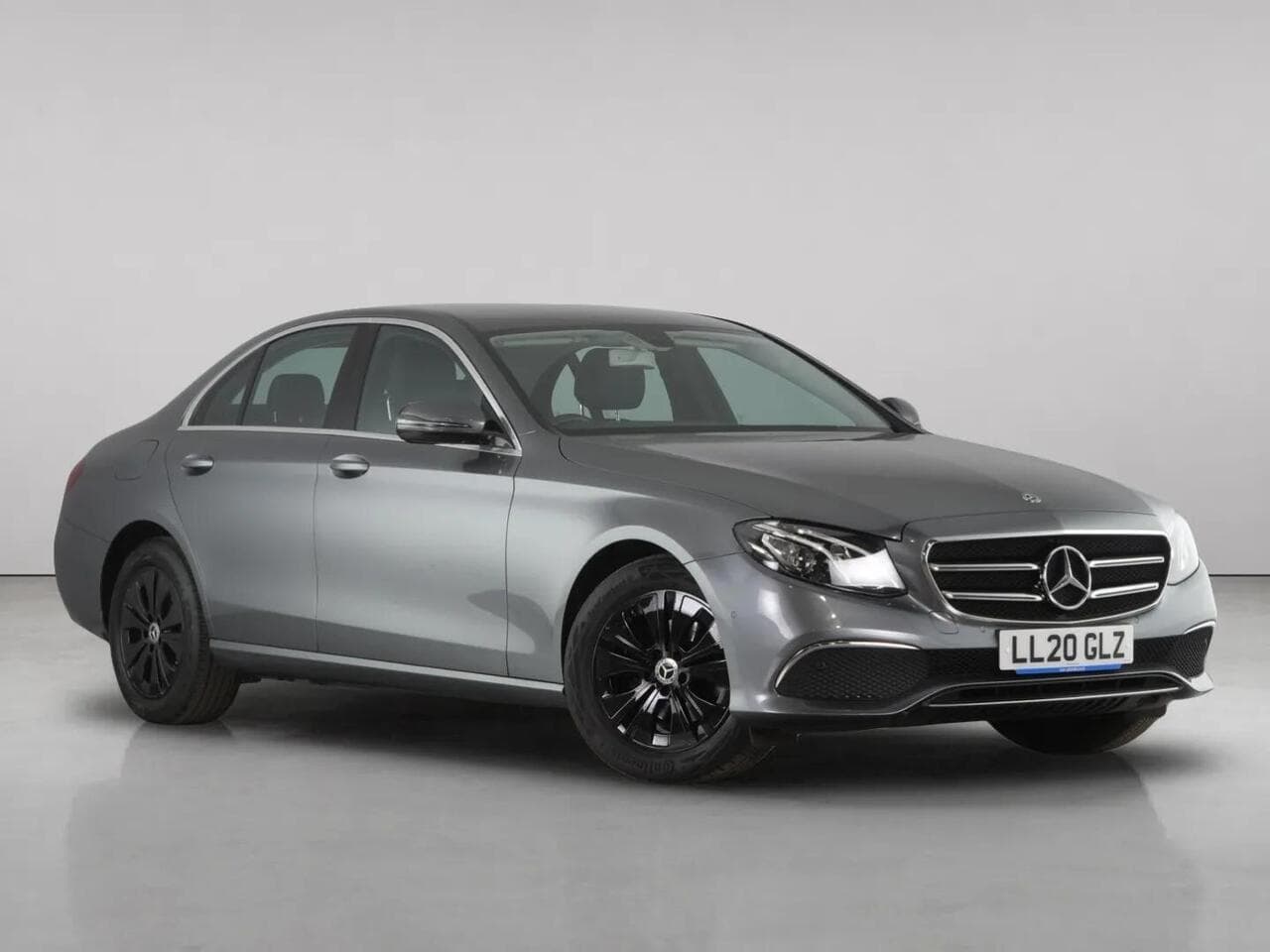 Mercedes-Benz E Class - Mercedes-Benz E Class 2.0 E220d SE Saloon 4dr Diesel G-Tronic+ Euro 6 (s/s) (194 ps)
