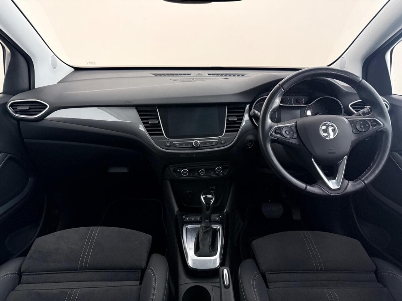 Vauxhall Crossland thumbnail Interior Front