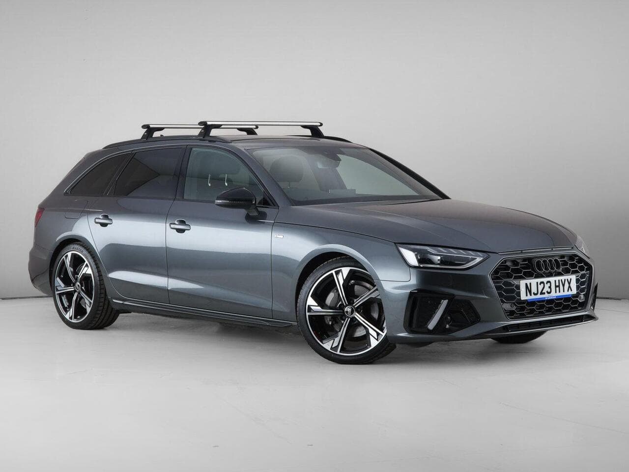 Audi A4 Avant - Audi A4 Avant 2.0 TFSI 40 Black Edition S Tronic Euro 6 (s/s) 5dr