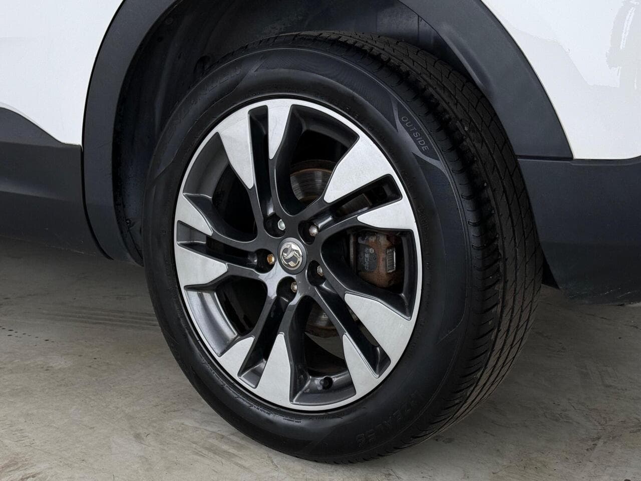 Vauxhall Grandland X thumbnail Wheel