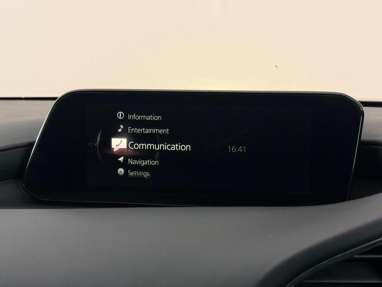 Mazda Mazda3 thumbnail Infotainment System