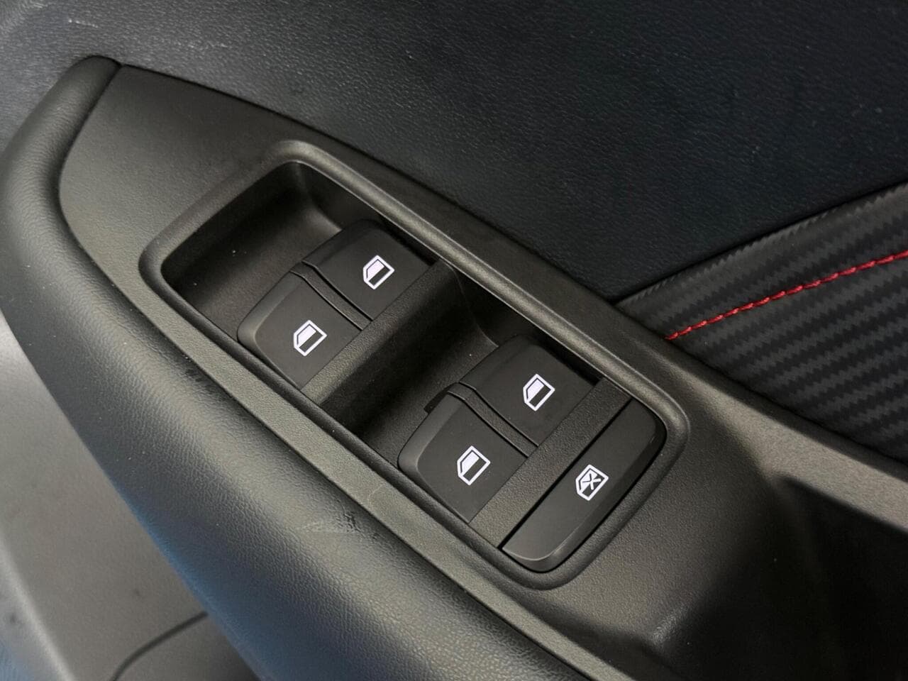 MG MG ZS thumbnail Misc Controls