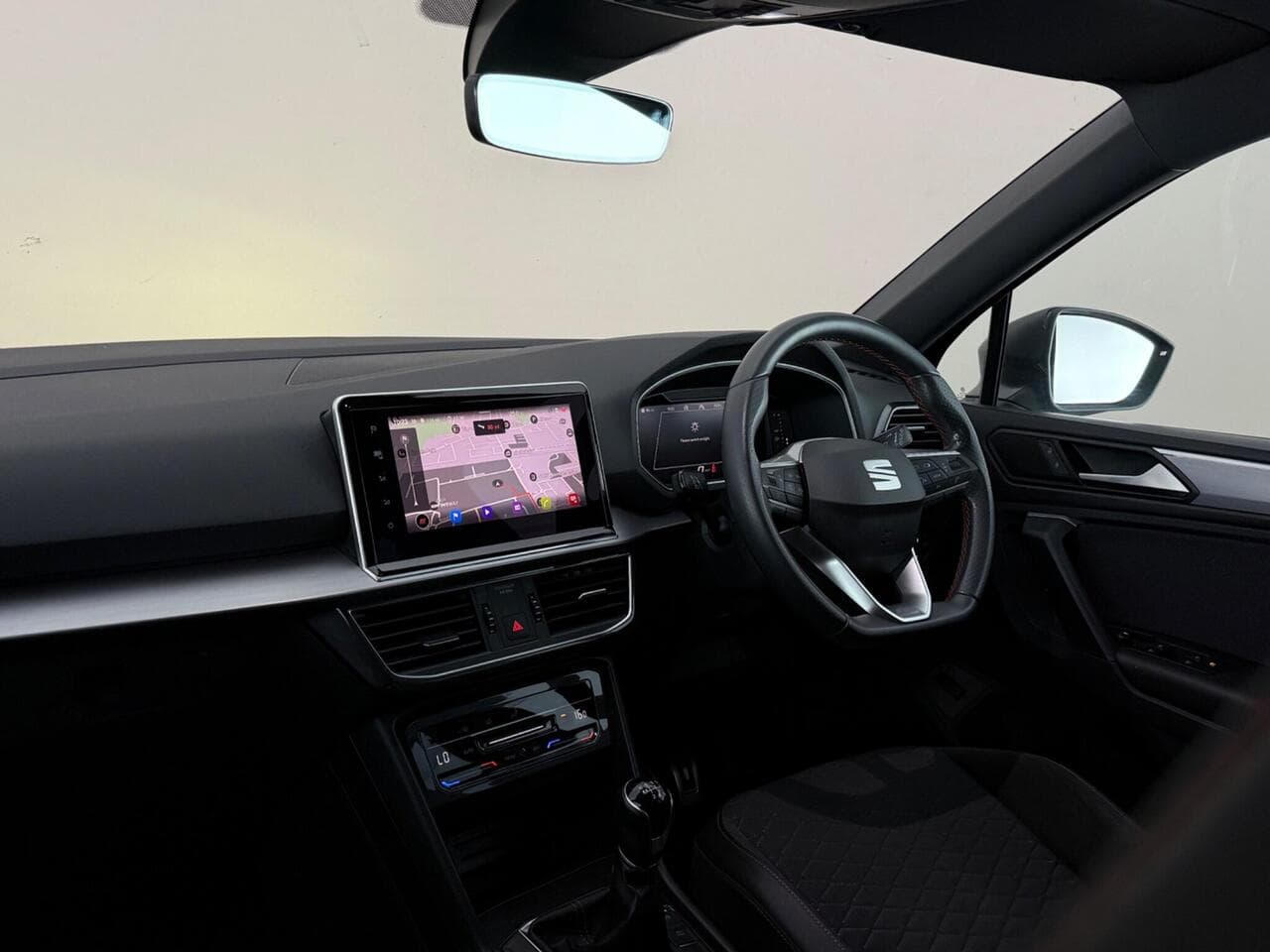 SEAT Tarraco thumbnail Interior Front