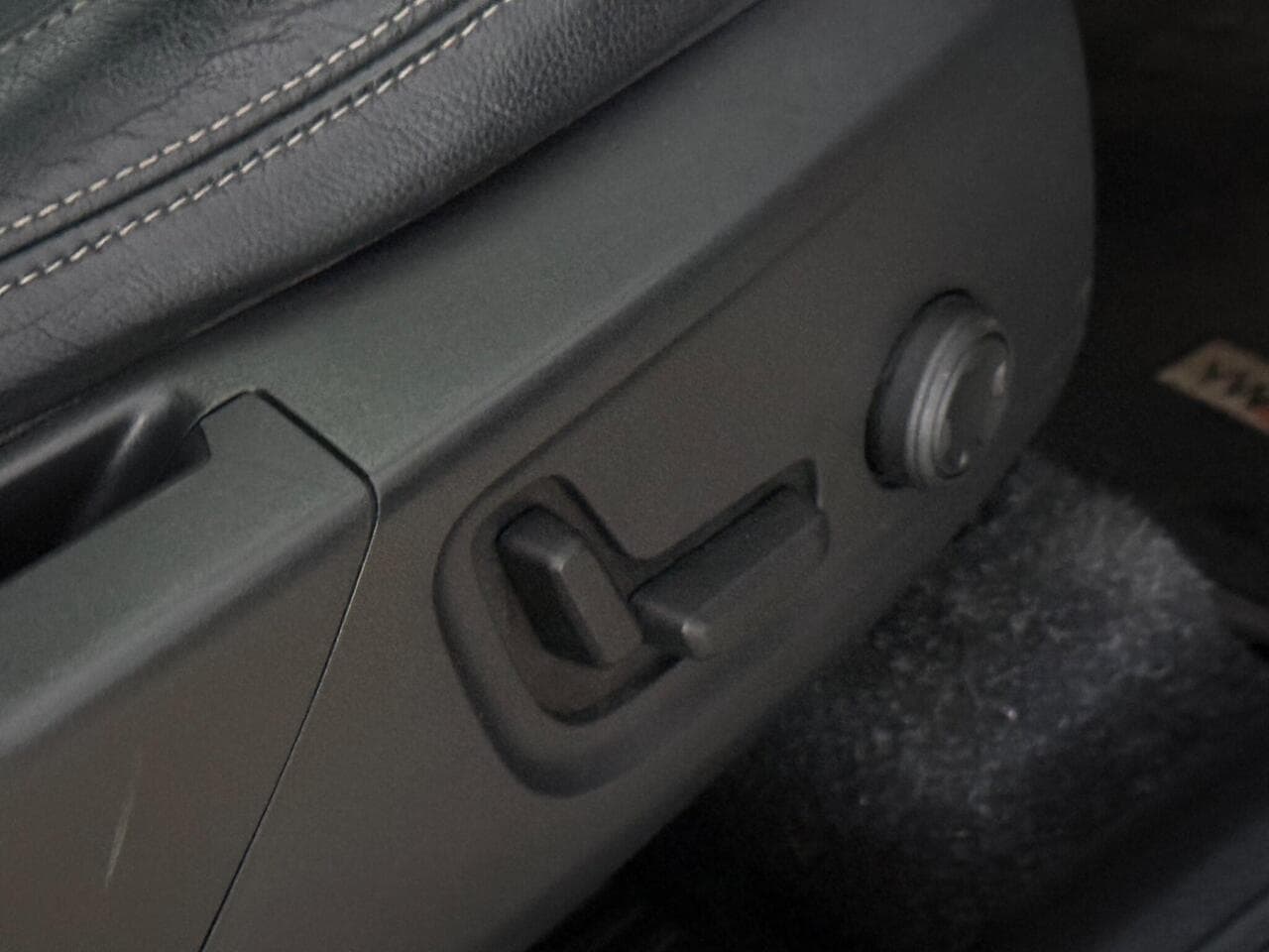 Volvo XC40 thumbnail Inconclusive