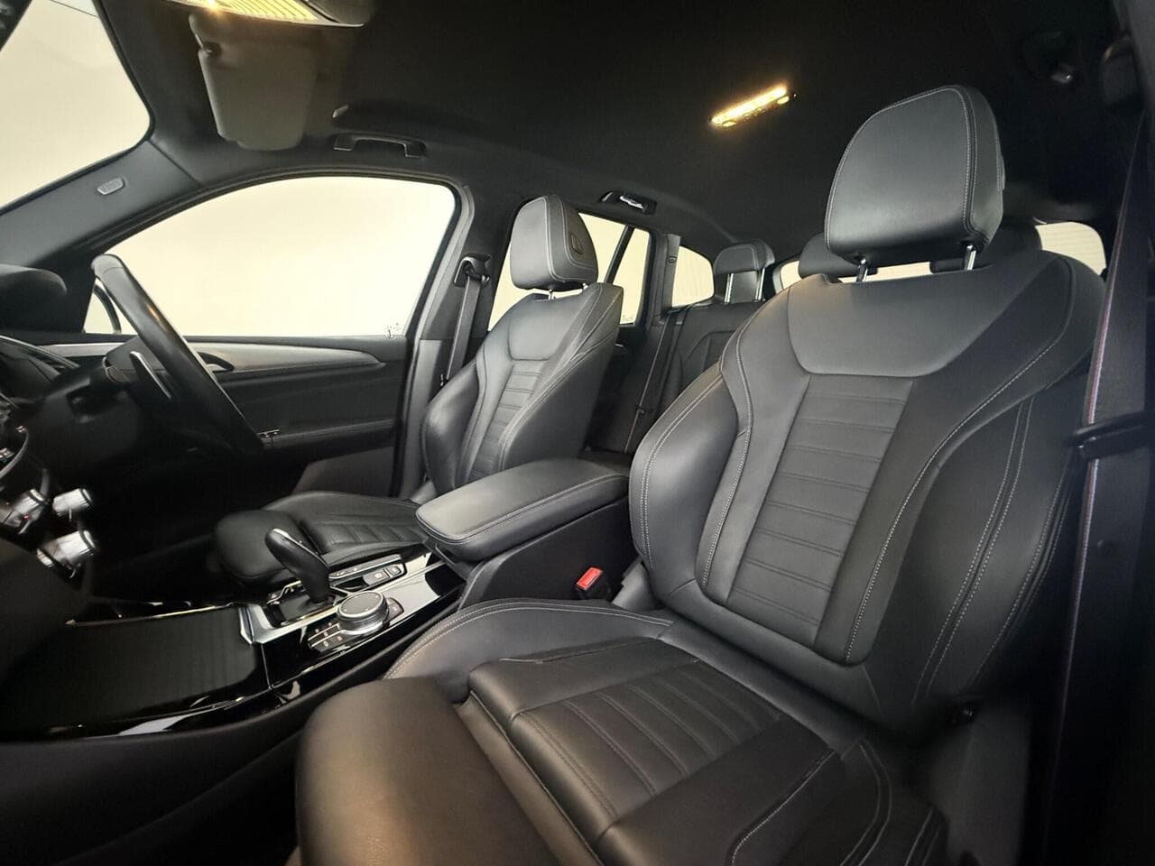 BMW X3 thumbnail Seat Front Passenger