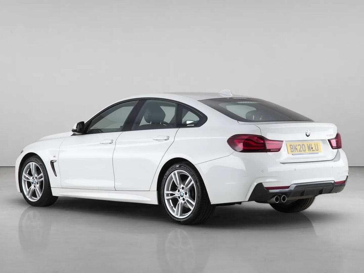 BMW 4 Series Gran Coupe thumbnail Rear Left