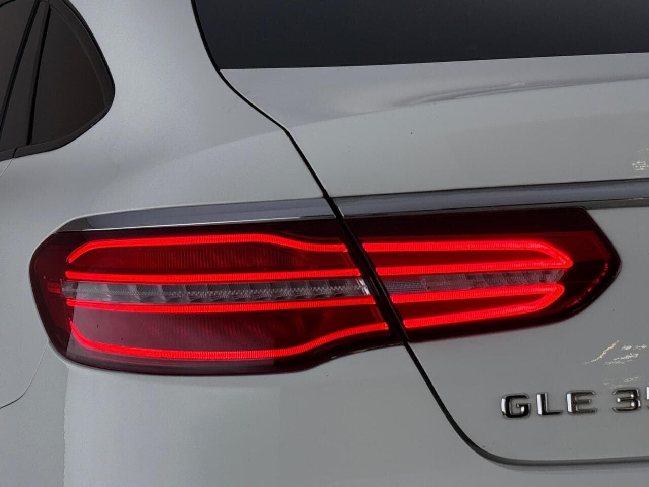 Mercedes-Benz GLE thumbnail Lights Rear