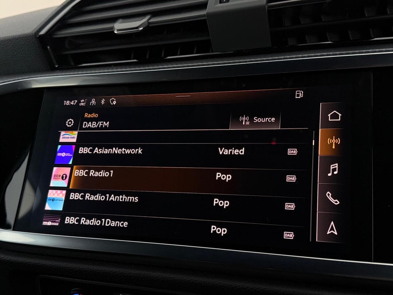 Audi Q3 thumbnail Infotainment System