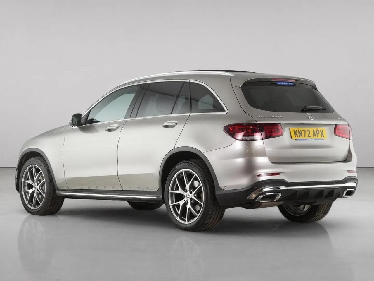 Mercedes-Benz GLC thumbnail Rear Left