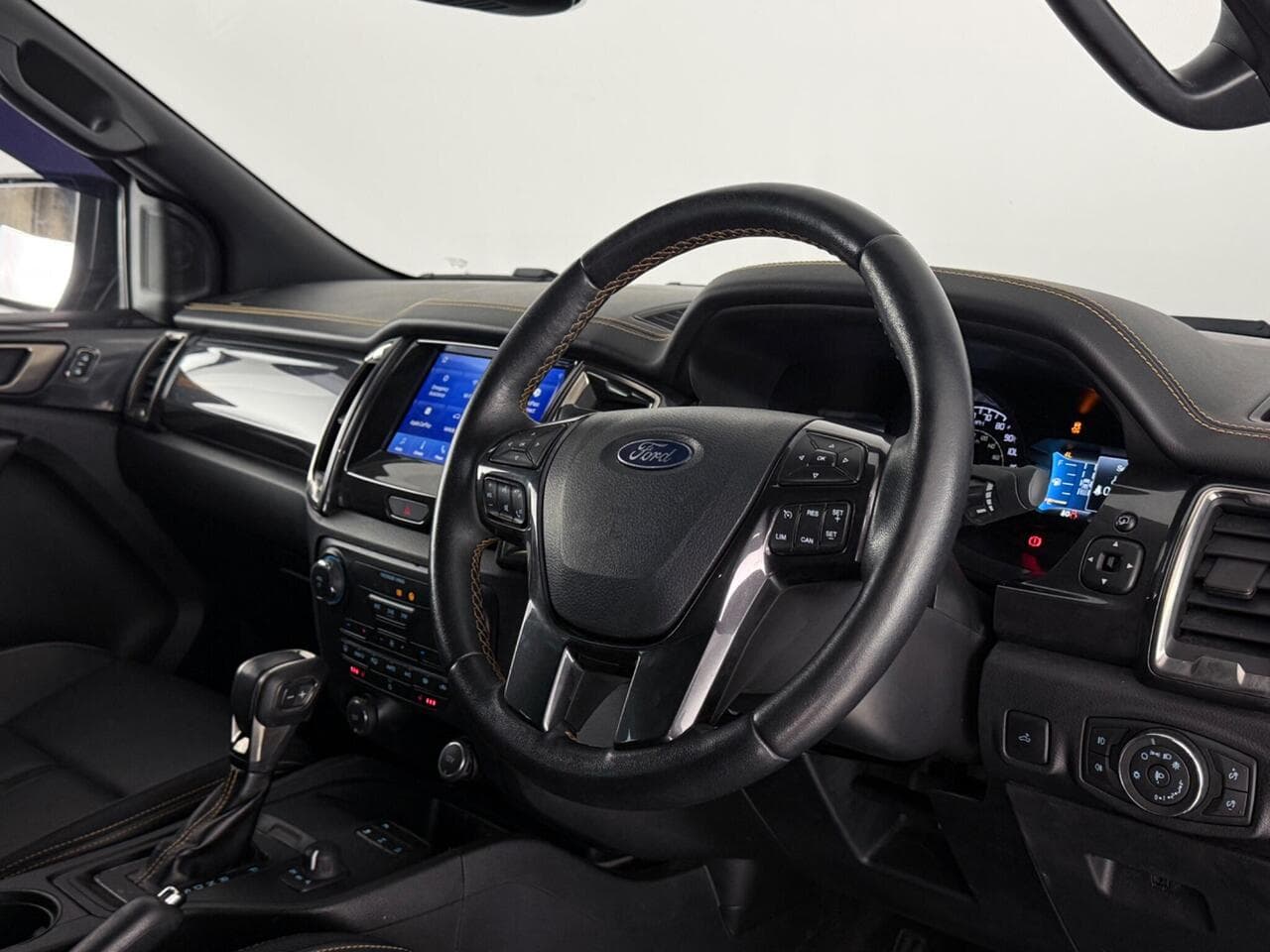 Ford Ranger thumbnail Interior Front