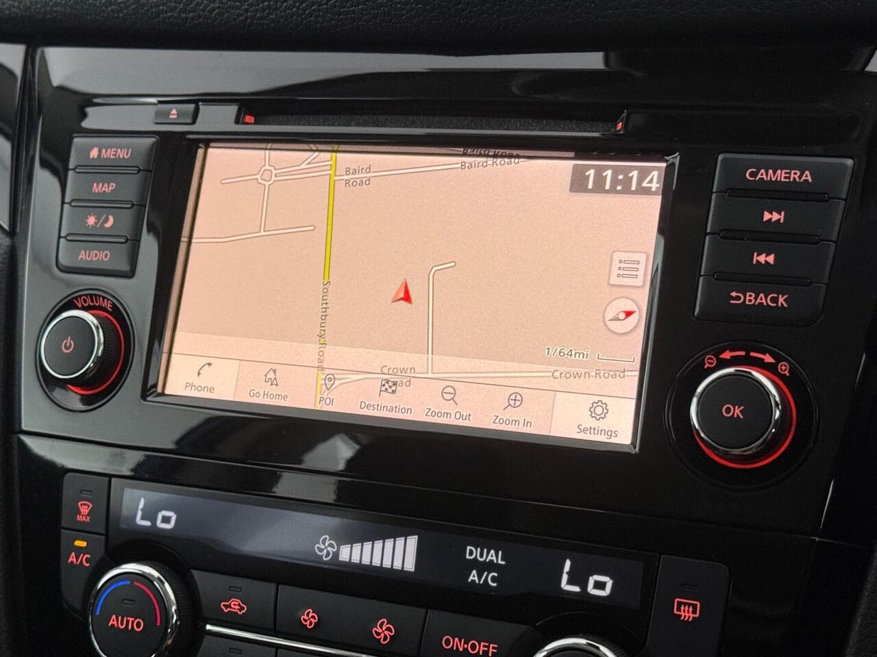 Nissan Qashqai thumbnail Infotainment System