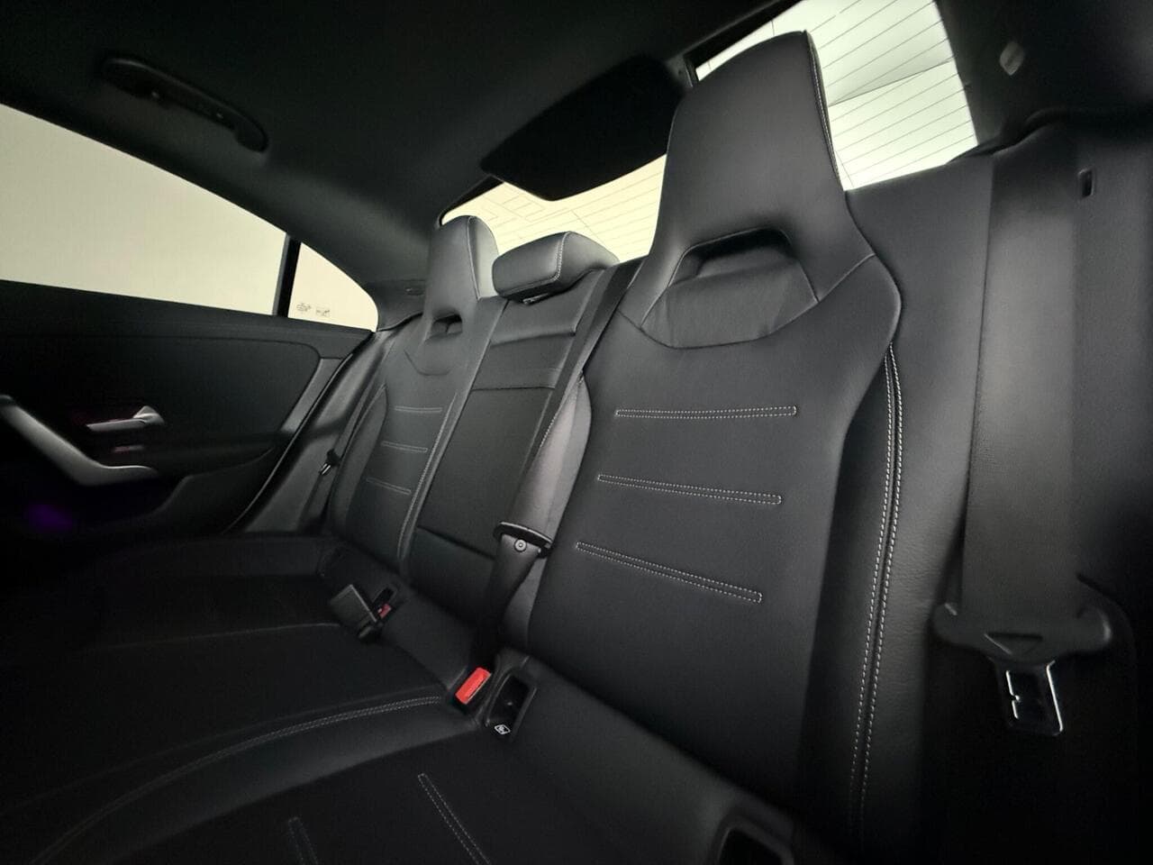 Mercedes-Benz CLA thumbnail Seats Rear
