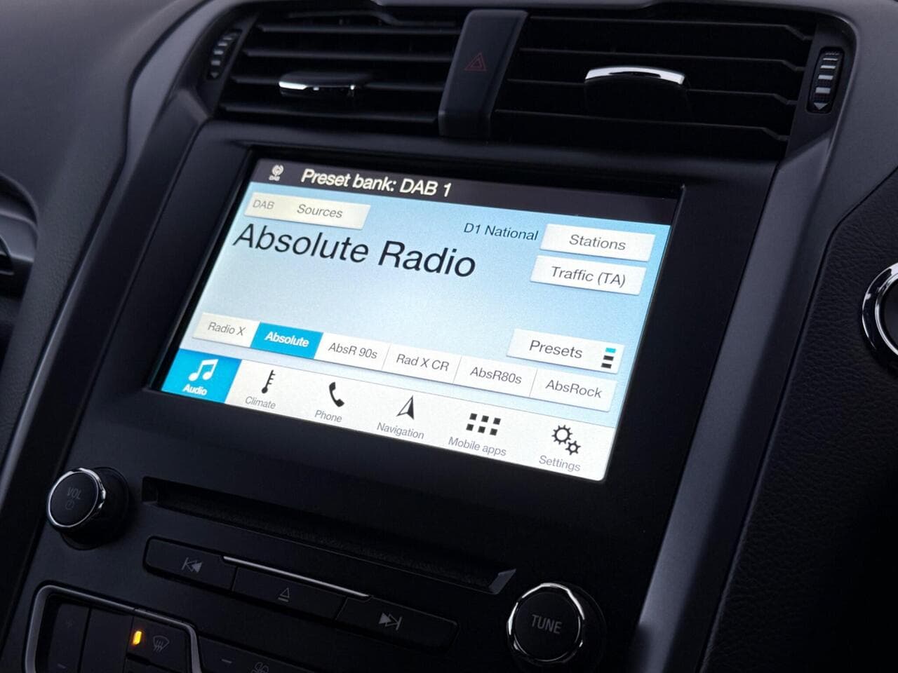 Ford Mondeo thumbnail Infotainment System