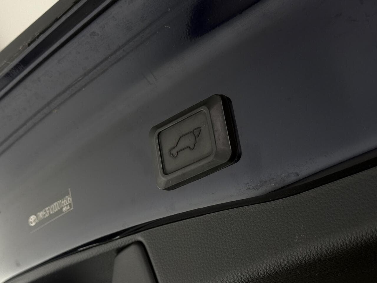 Toyota RAV4 thumbnail Misc Controls