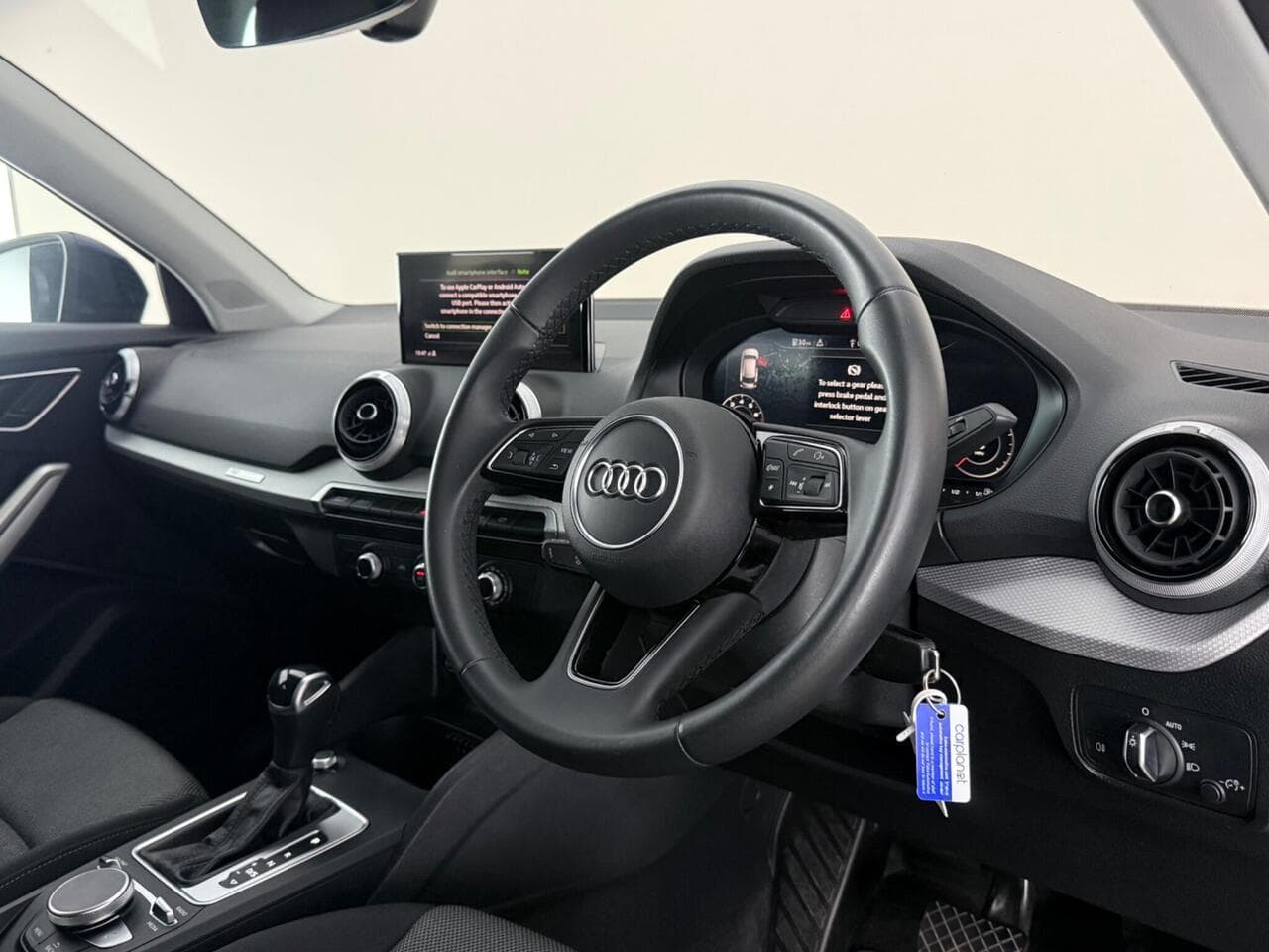 Audi Q2 thumbnail Interior Front