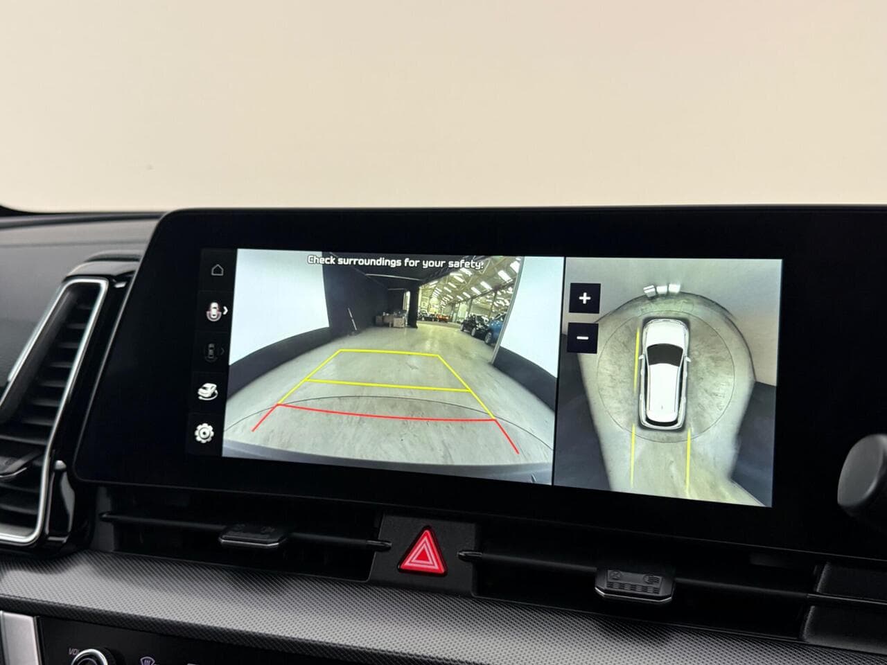 Kia Sportage thumbnail Infotainment System