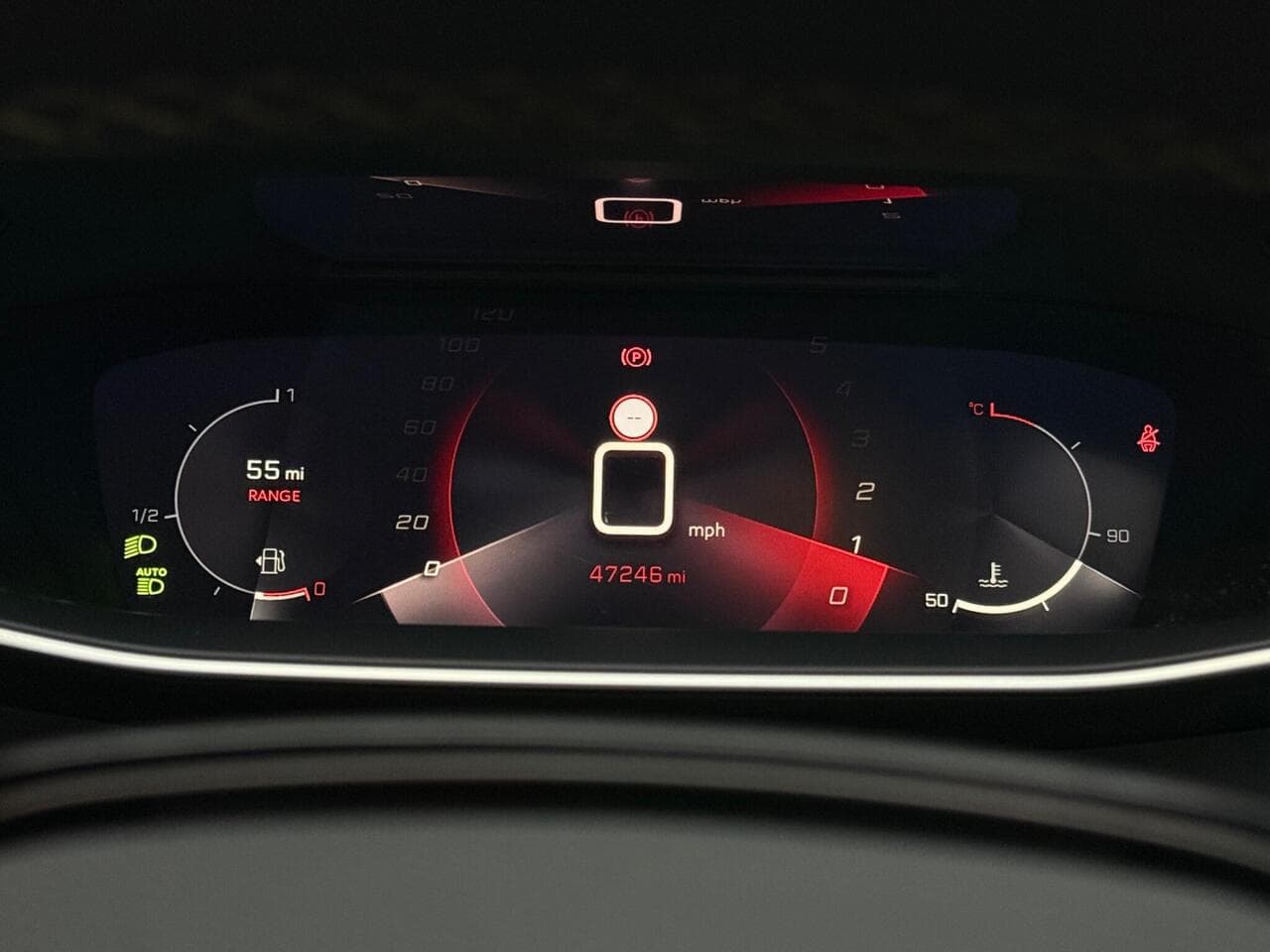 Peugeot 2008 thumbnail Driver Instruments