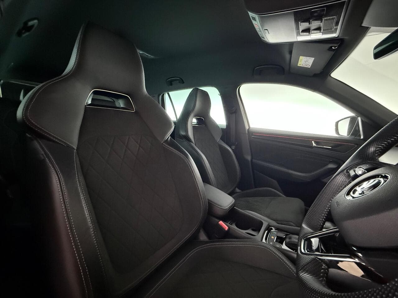 Skoda Kodiaq thumbnail Seat Driver