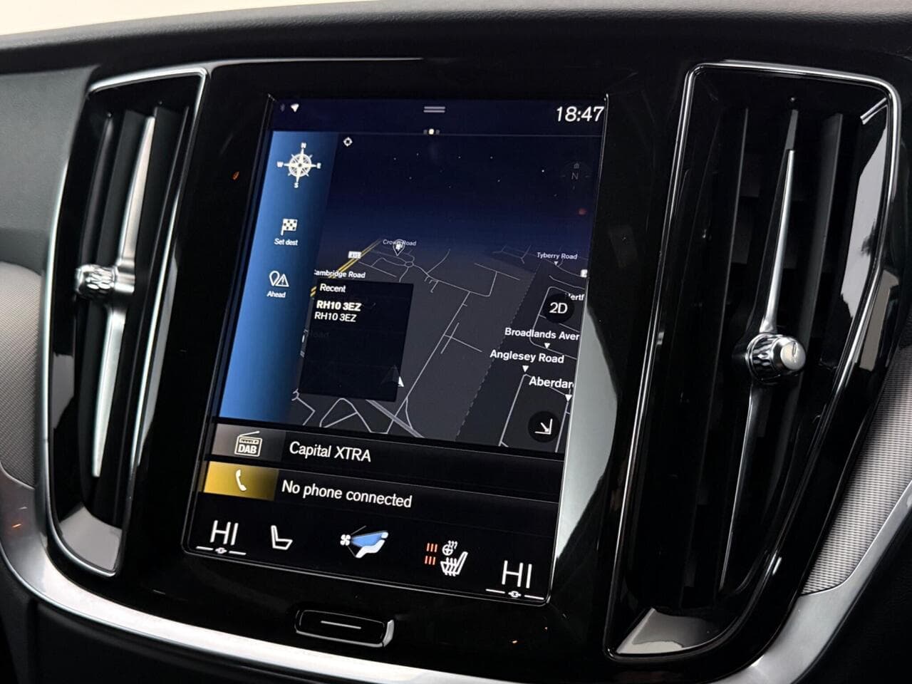 Volvo S60 thumbnail Infotainment System